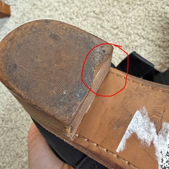 UGG Elora Suede Ankle Boots Size 7.5 - Picture 8 of 9